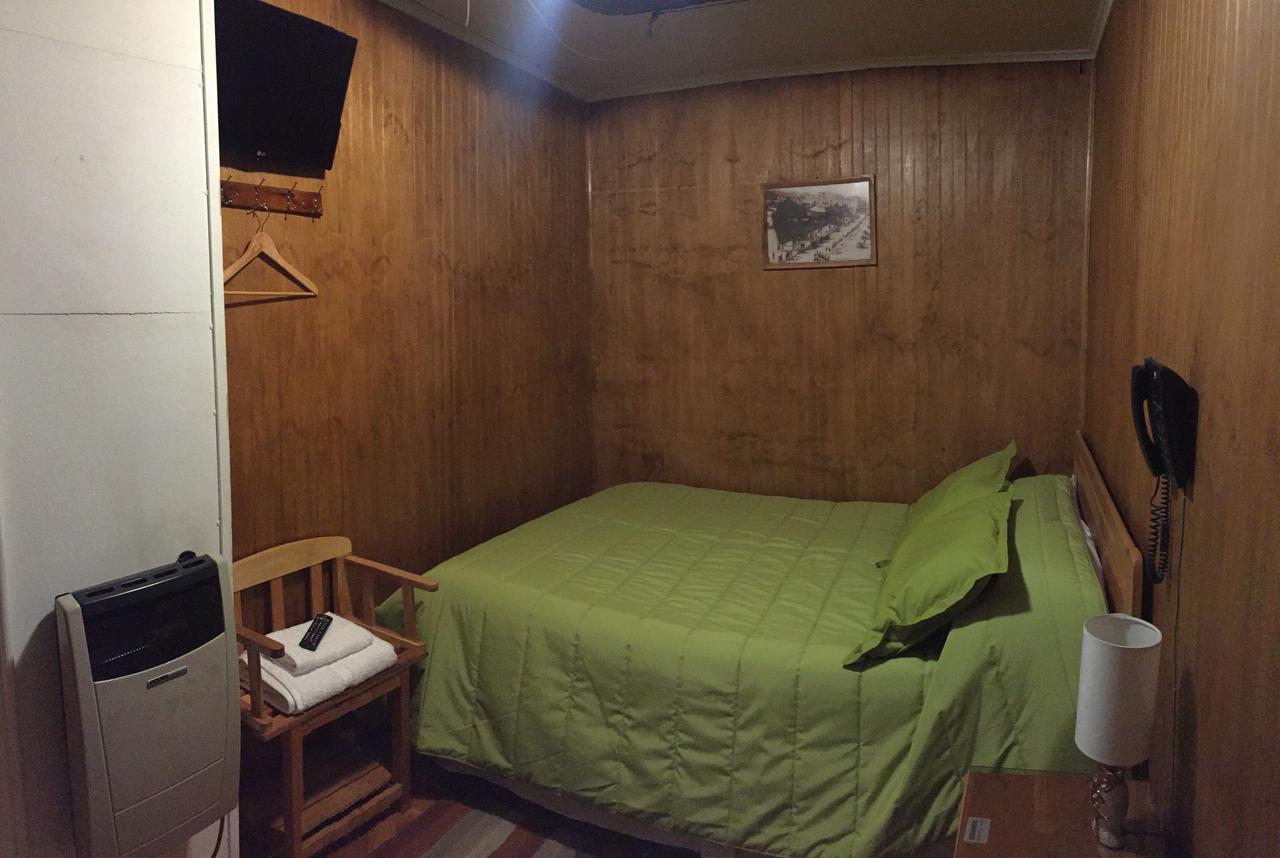 Hostal Chalet Las Violetas 蓬塔阿雷纳斯 外观 照片