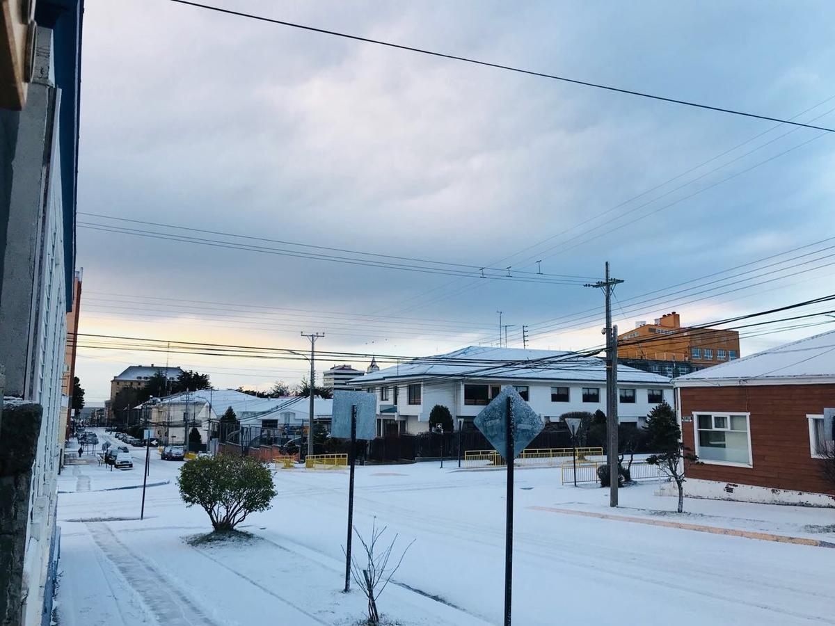 Hostal Chalet Las Violetas 蓬塔阿雷纳斯 外观 照片