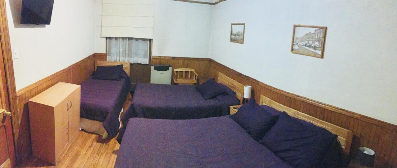 Hostal Chalet Las Violetas 蓬塔阿雷纳斯 外观 照片