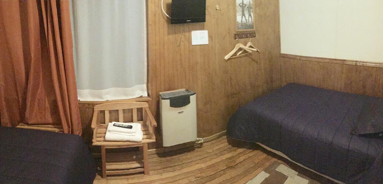 Hostal Chalet Las Violetas 蓬塔阿雷纳斯 外观 照片
