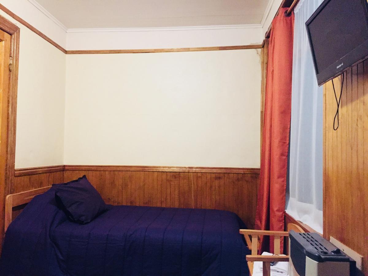 Hostal Chalet Las Violetas 蓬塔阿雷纳斯 外观 照片