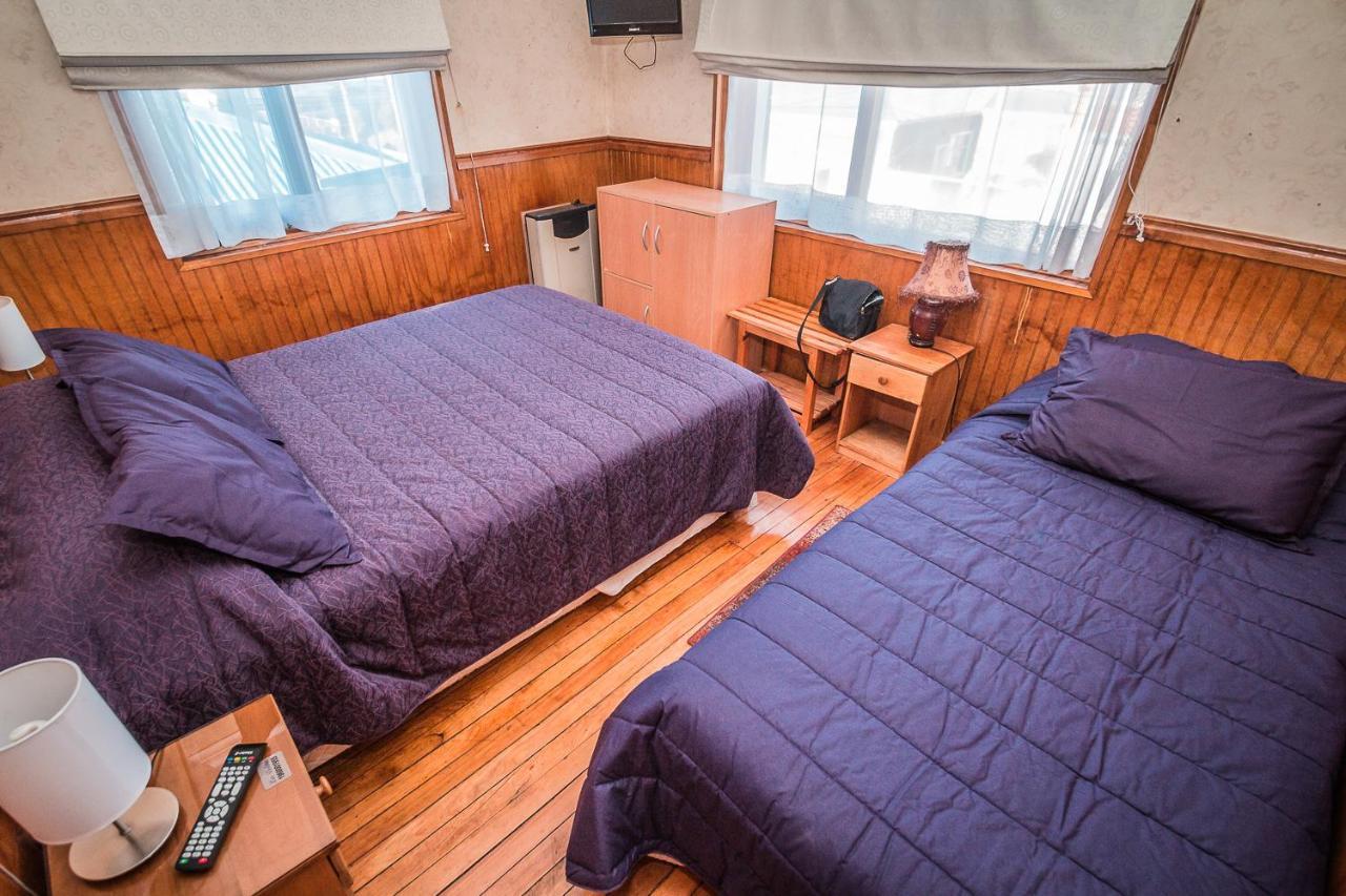 Hostal Chalet Las Violetas 蓬塔阿雷纳斯 外观 照片